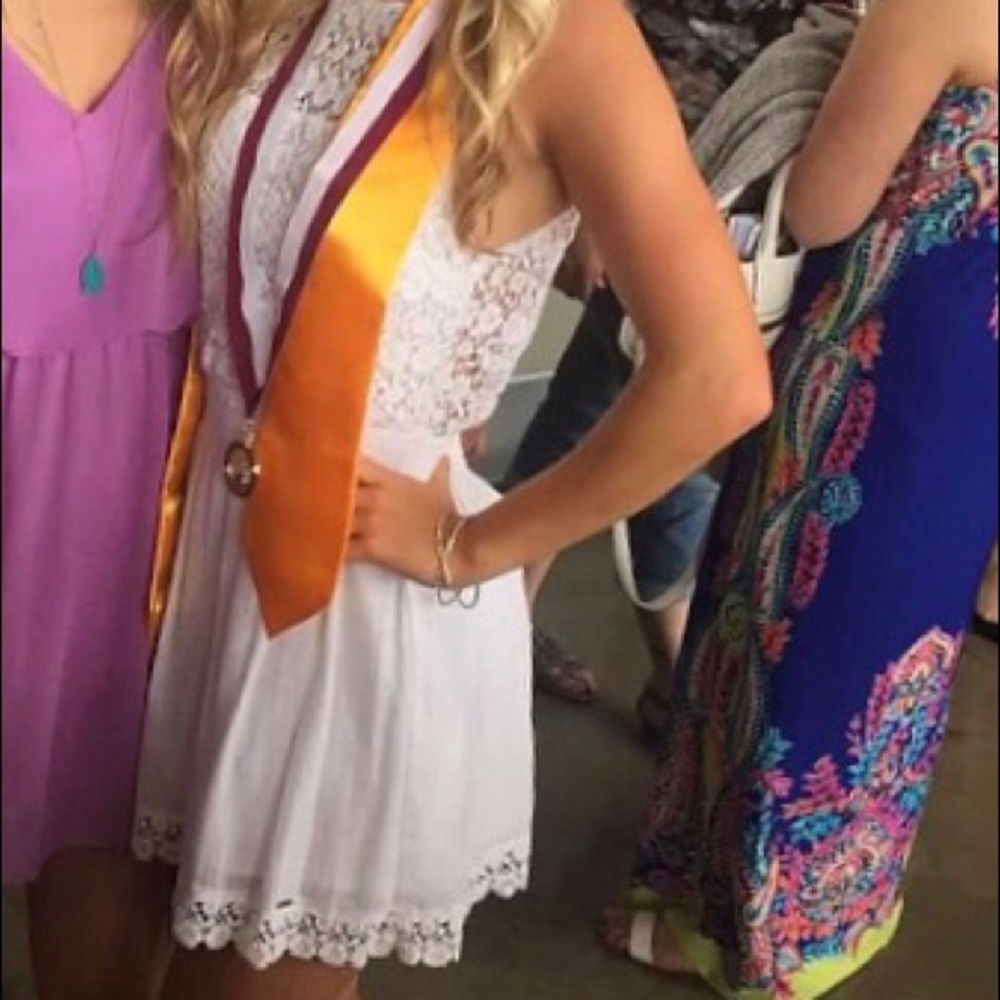 WHITE LACEY DRESS🖤